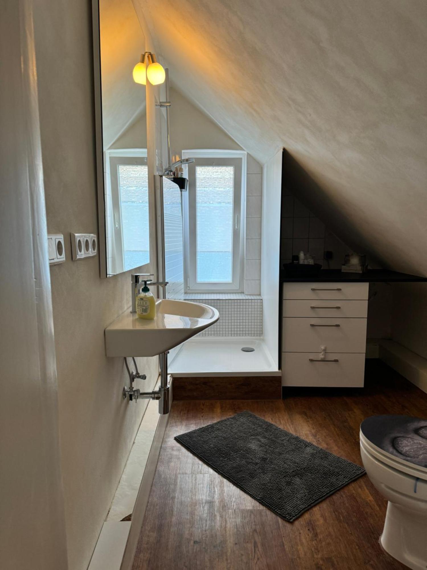 Stadtnahe Wohnung Im Herzen Von Олденбург Екстериор снимка