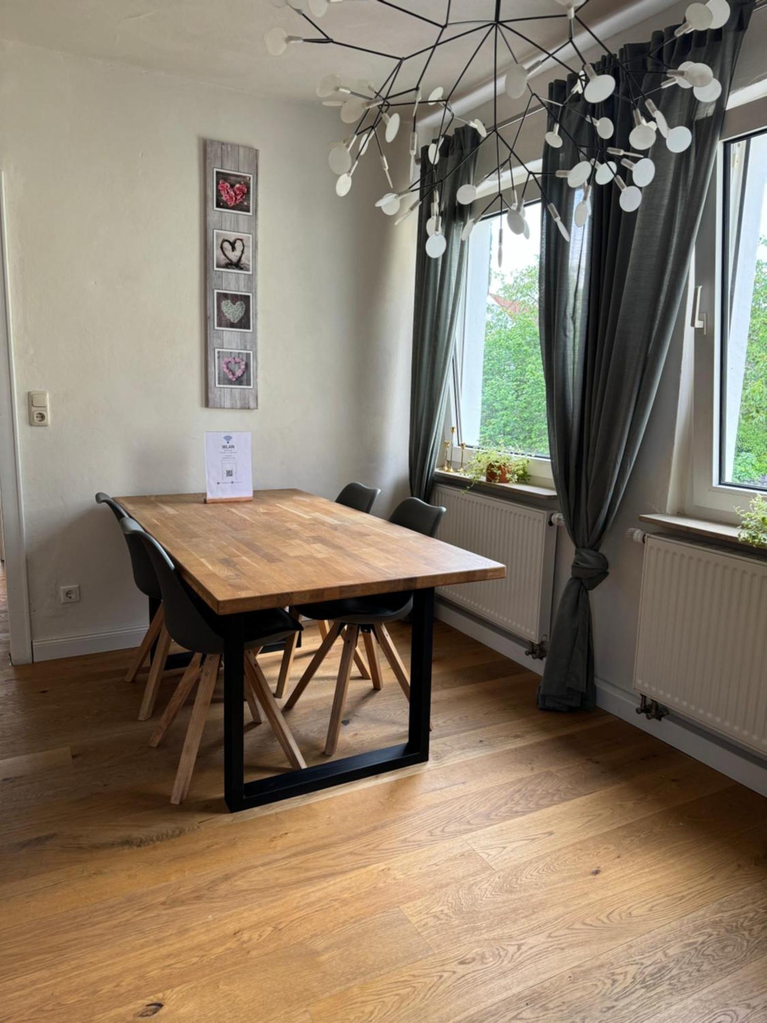 Stadtnahe Wohnung Im Herzen Von Олденбург Екстериор снимка